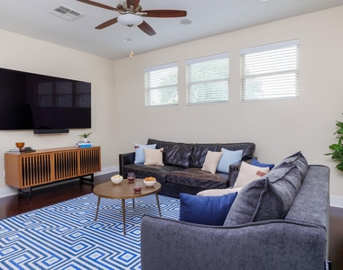 5206 Woodrow Ave - Photo Thumbnail 20