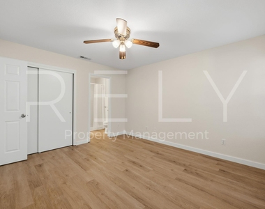 2908 Whisper Oaks Ln - Photo Thumbnail 23