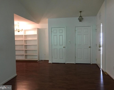 2026 Gov Thomas Bladen Way - Photo Thumbnail 4