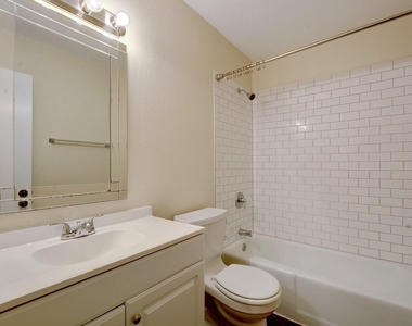 4802 W Wind Trl - Photo Thumbnail 17
