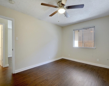 4802 W Wind Trl - Photo Thumbnail 14
