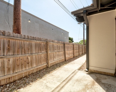 4802 W Wind Trl - Photo Thumbnail 19