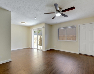 4802 W Wind Trl - Photo Thumbnail 4