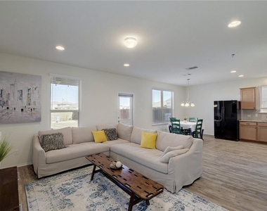 218 Cascata Way - Photo Thumbnail 5