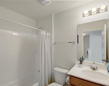 218 Cascata Way - Photo Thumbnail 9