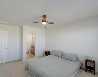 218 Cascata Way - Photo Thumbnail 15