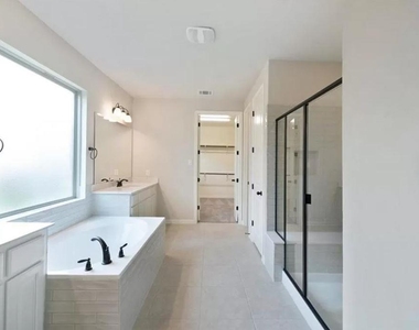 3457 Francisco Way - Photo Thumbnail 19