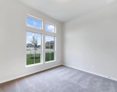 3457 Francisco Way - Photo Thumbnail 22