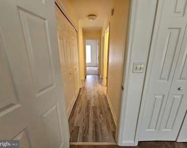 218 218 E North Street - Photo Thumbnail 38
