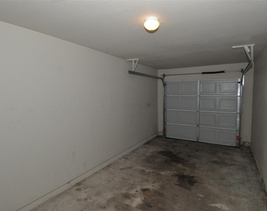 12304 Abney Dr - Photo Thumbnail 10