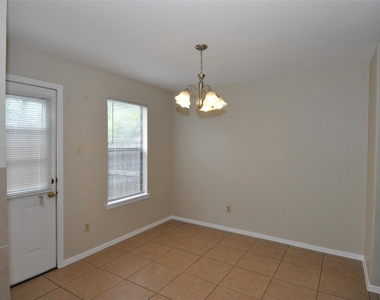 12304 Abney Dr - Photo Thumbnail 5