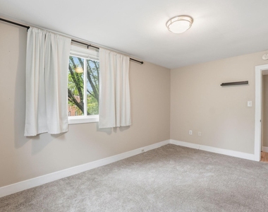 2841 Gainesville Street Se - Photo Thumbnail 13