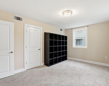 2841 Gainesville Street Se - Photo Thumbnail 11