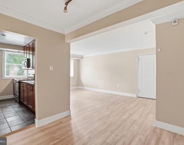2841 Gainesville Street Se - Photo Thumbnail 6