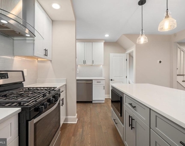 50 53rd Street Se - Photo Thumbnail 8