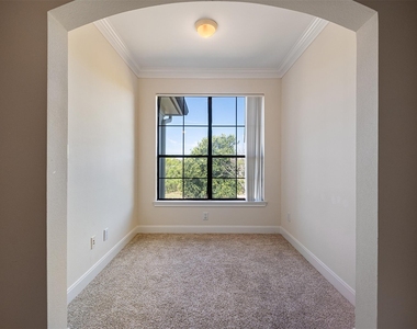 7701 Rialto Blvd - Photo Thumbnail 17