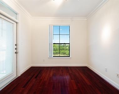 7701 Rialto Blvd - Photo Thumbnail 7