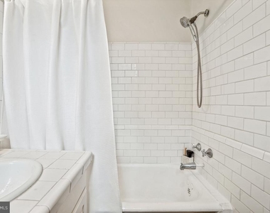 1954 Columbia Road Nw - Photo Thumbnail 20