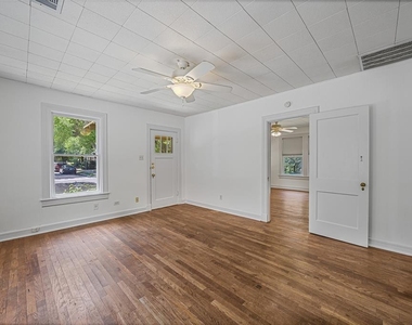 3100 King St - Photo Thumbnail 1