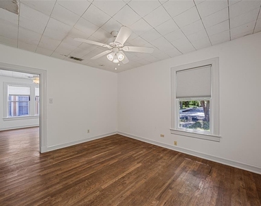 3100 King St - Photo Thumbnail 8