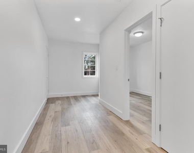 1353 Nicholson Street Nw - Photo Thumbnail 9