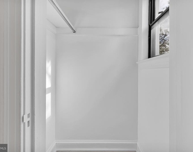 1353 Nicholson Street Nw - Photo Thumbnail 15