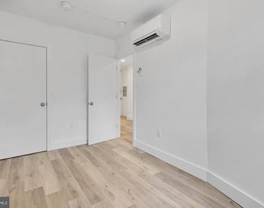 1353 Nicholson Street Nw - Photo Thumbnail 6
