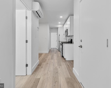 1353 Nicholson Street Nw - Photo Thumbnail 4