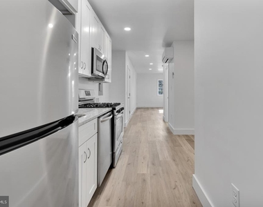 1353 Nicholson Street Nw - Photo Thumbnail 2