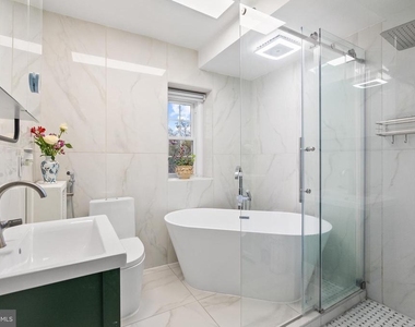 4400 Q Street Nw - Photo Thumbnail 22