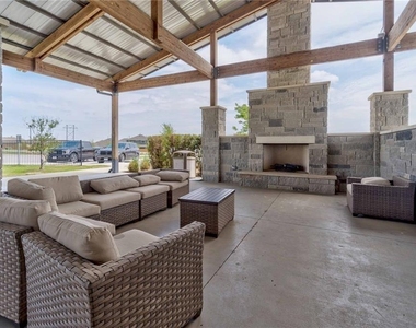 635 Spinnaker Loop - Photo Thumbnail 34