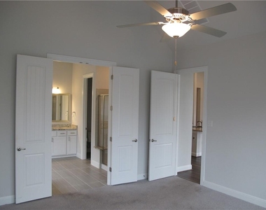 635 Spinnaker Loop - Photo Thumbnail 12