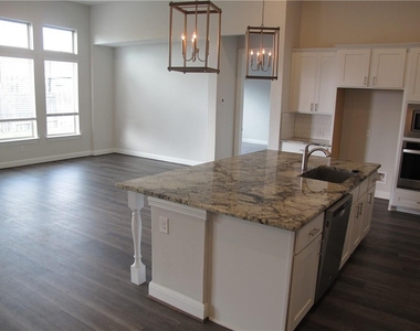 635 Spinnaker Loop - Photo Thumbnail 3