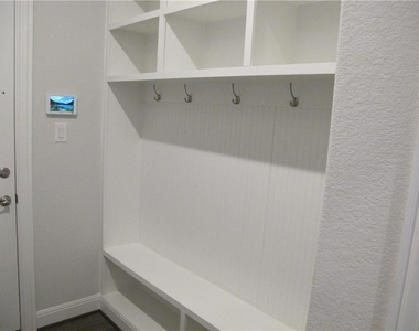 635 Spinnaker Loop - Photo Thumbnail 22