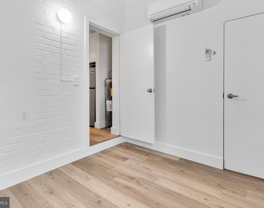 1353 Nicholson Street Nw - Photo Thumbnail 20