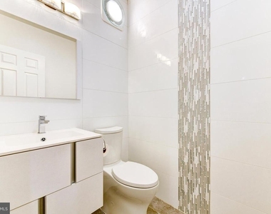 3221 Sutton Place Nw - Photo Thumbnail 19