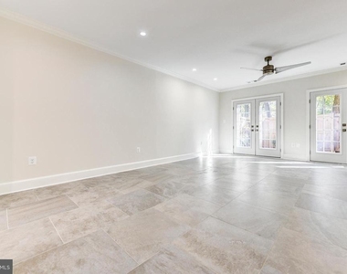 3221 Sutton Place Nw - Photo Thumbnail 21