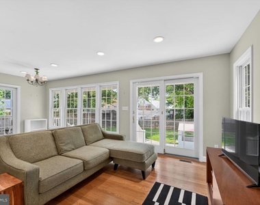 5105 34th Street Nw - Photo Thumbnail 7