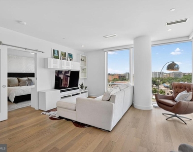 37 L Street Se - Photo Thumbnail 4