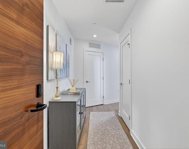 37 L Street Se - Photo Thumbnail 13