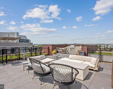 37 L Street Se - Photo Thumbnail 19