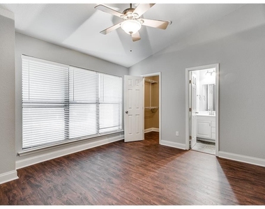 5107 Leralynn St - Photo Thumbnail 15