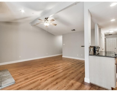 5107 Leralynn St - Photo Thumbnail 9