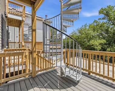 2530 Elvans Road Se - Photo Thumbnail 43