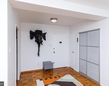 2475 Virginia Avenue Nw - Photo Thumbnail 6