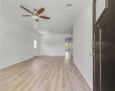 1118 Zora Dr - Photo Thumbnail 1