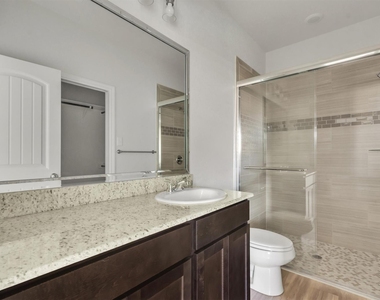 1118 Zora Dr - Photo Thumbnail 13
