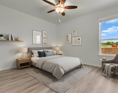 1118 Zora Dr - Photo Thumbnail 3