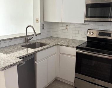 701 Pennsylvania Avenue Nw - Photo Thumbnail 5