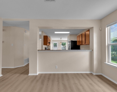 111 David Dr - Photo Thumbnail 7